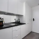 Wroc'love By Me &301 Legnicka & Self Check-in 24h & Lift & Air Conditioning